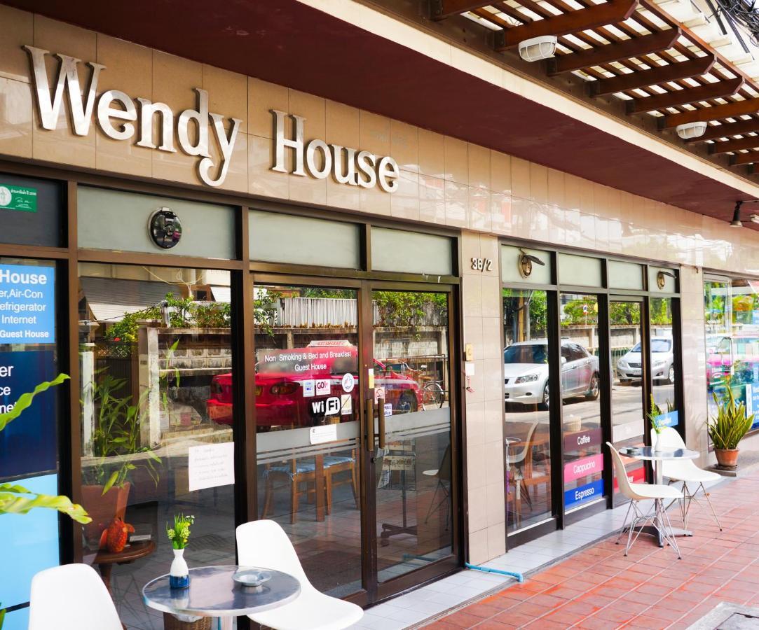 Wendy House Hotell Bangkok Exteriör bild